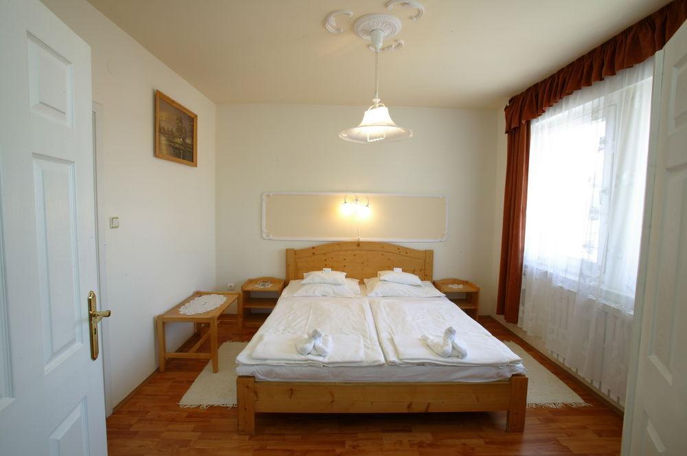 Hotel Korona Hajduszoboszlo Luaran gambar