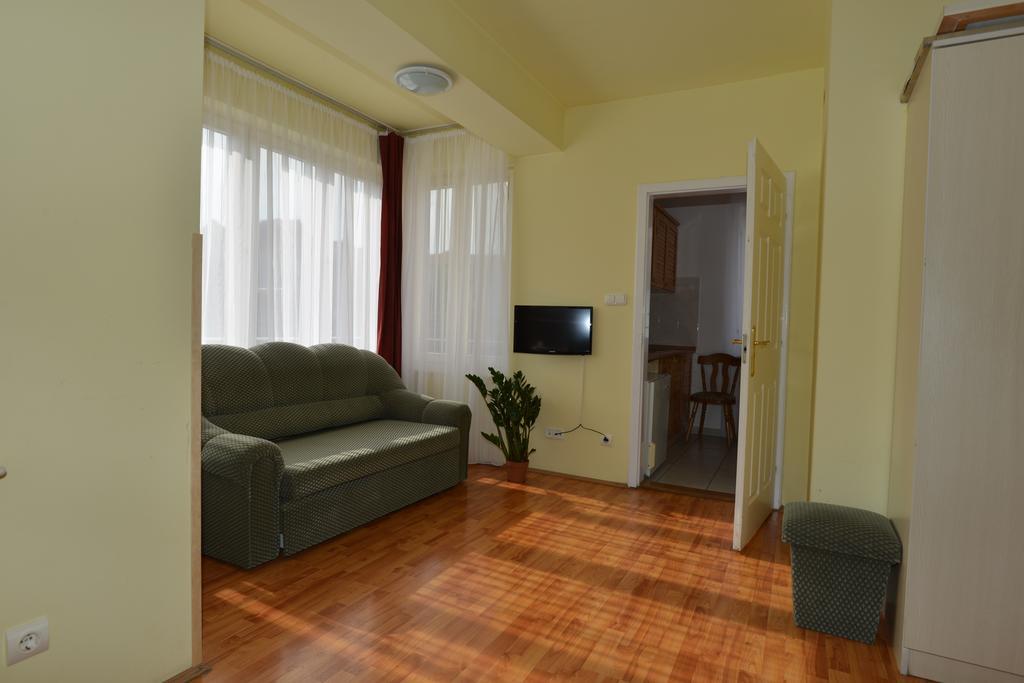 Hotel Korona Hajduszoboszlo Luaran gambar