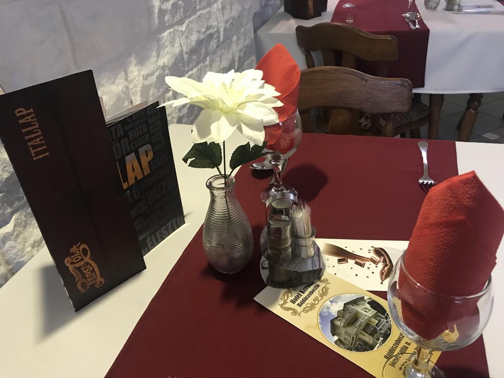 Hotel Korona Hajduszoboszlo Luaran gambar