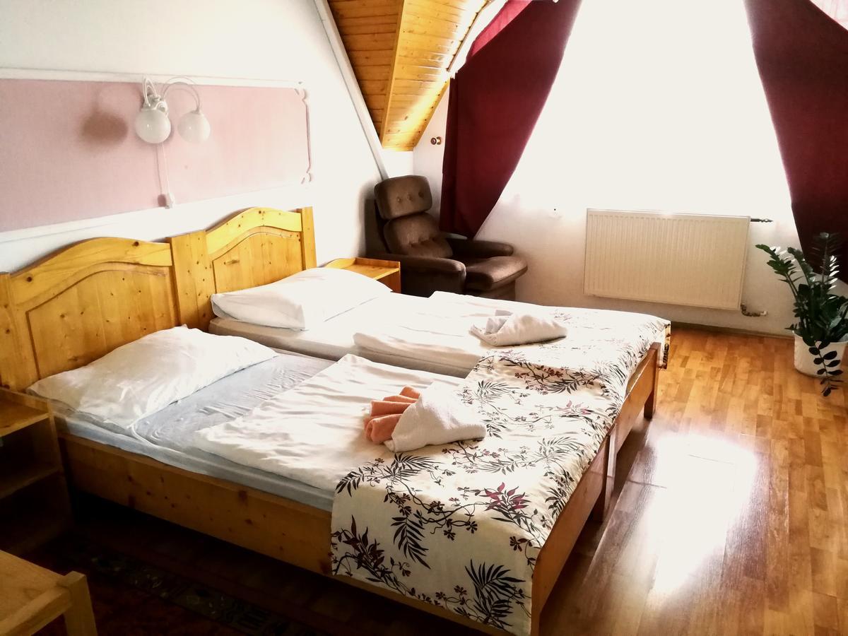 Hotel Korona Hajduszoboszlo Luaran gambar