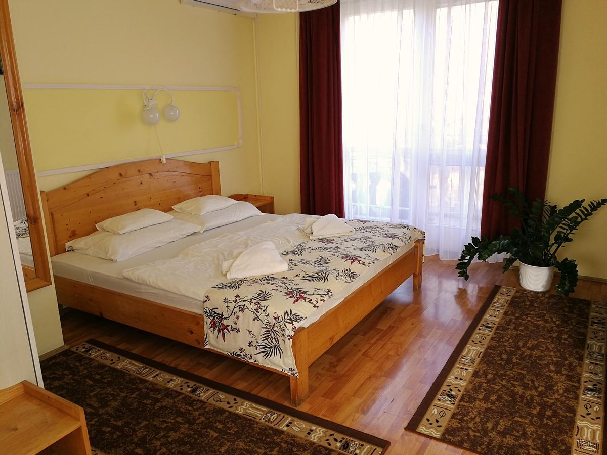 Hotel Korona Hajduszoboszlo Luaran gambar